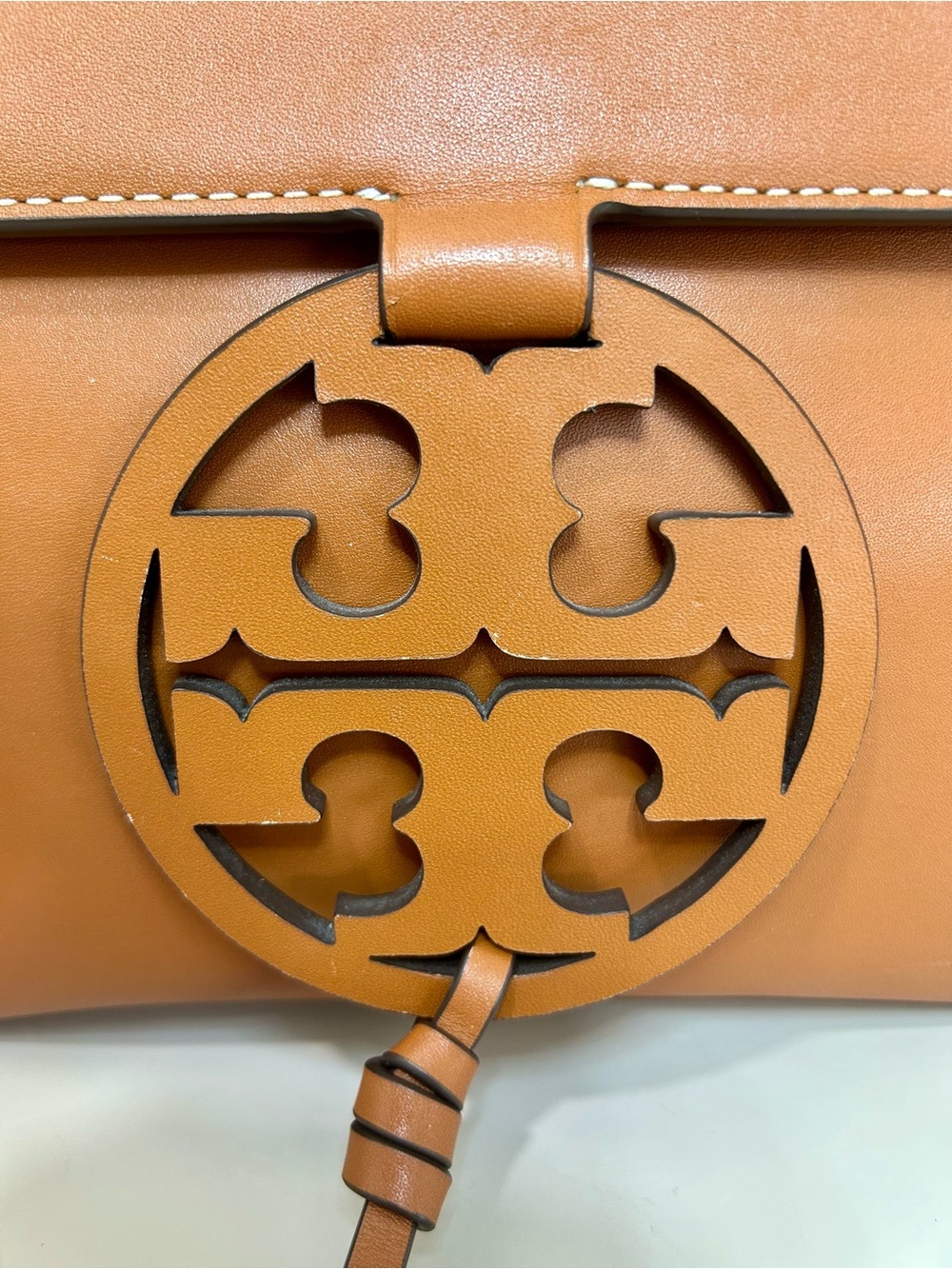 Authentic Tory Burch Miller Crossbody Aged Camello Leather Tassel Flap Bag Purse - Picture 10 of 16